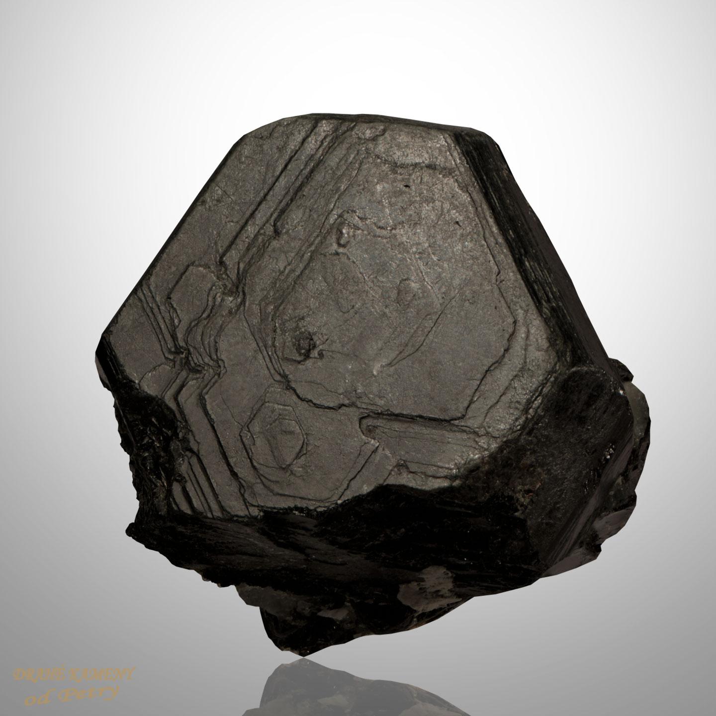 Safirín (sapphirine) z Madagaskaru 33x30mm